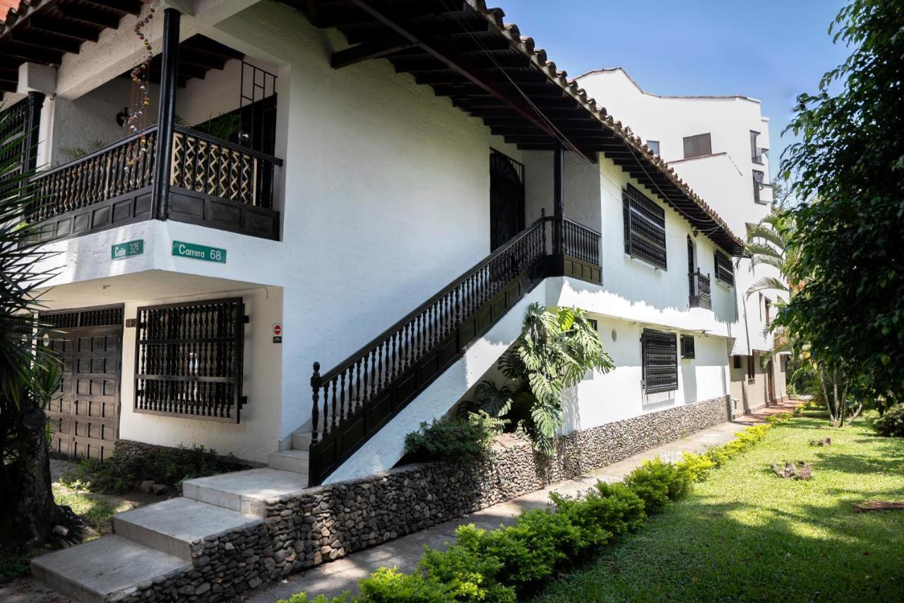 מלון מדיין Casa Rosales מראה חיצוני תמונה