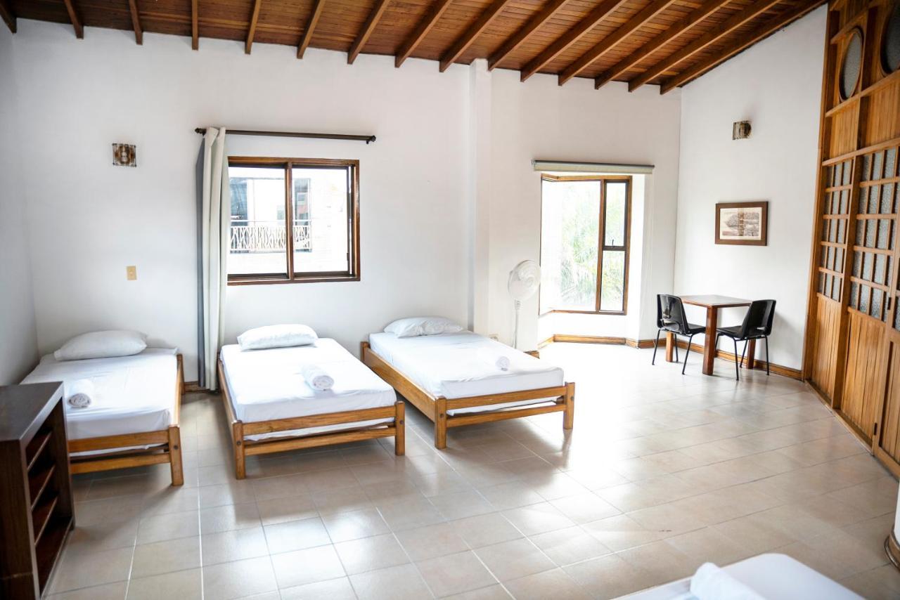 מלון מדיין Casa Rosales מראה חיצוני תמונה