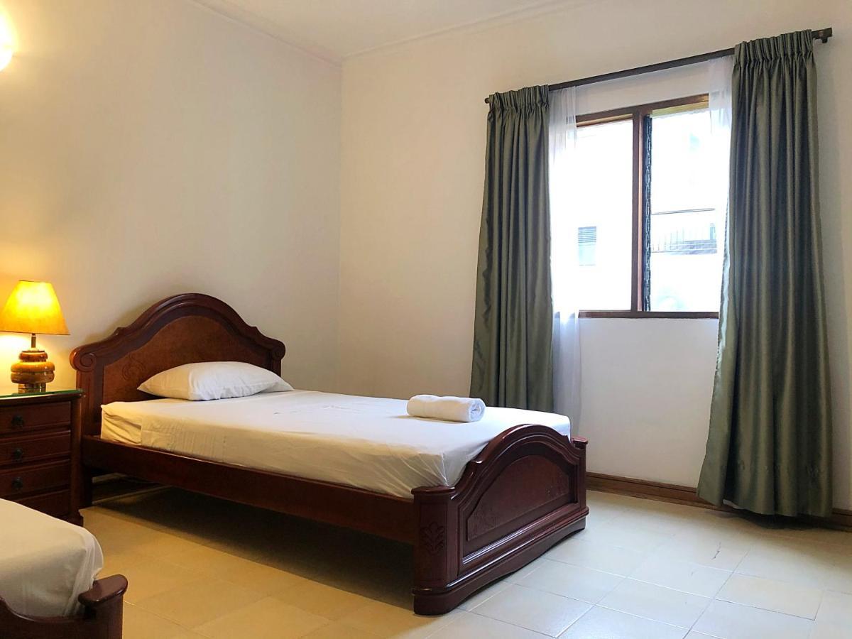 מלון מדיין Casa Rosales מראה חיצוני תמונה